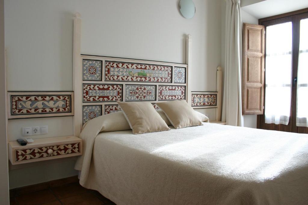 Hostal Santa Maria De Ubeda 외부 사진