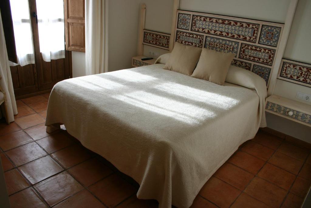 Hostal Santa Maria De Ubeda 외부 사진