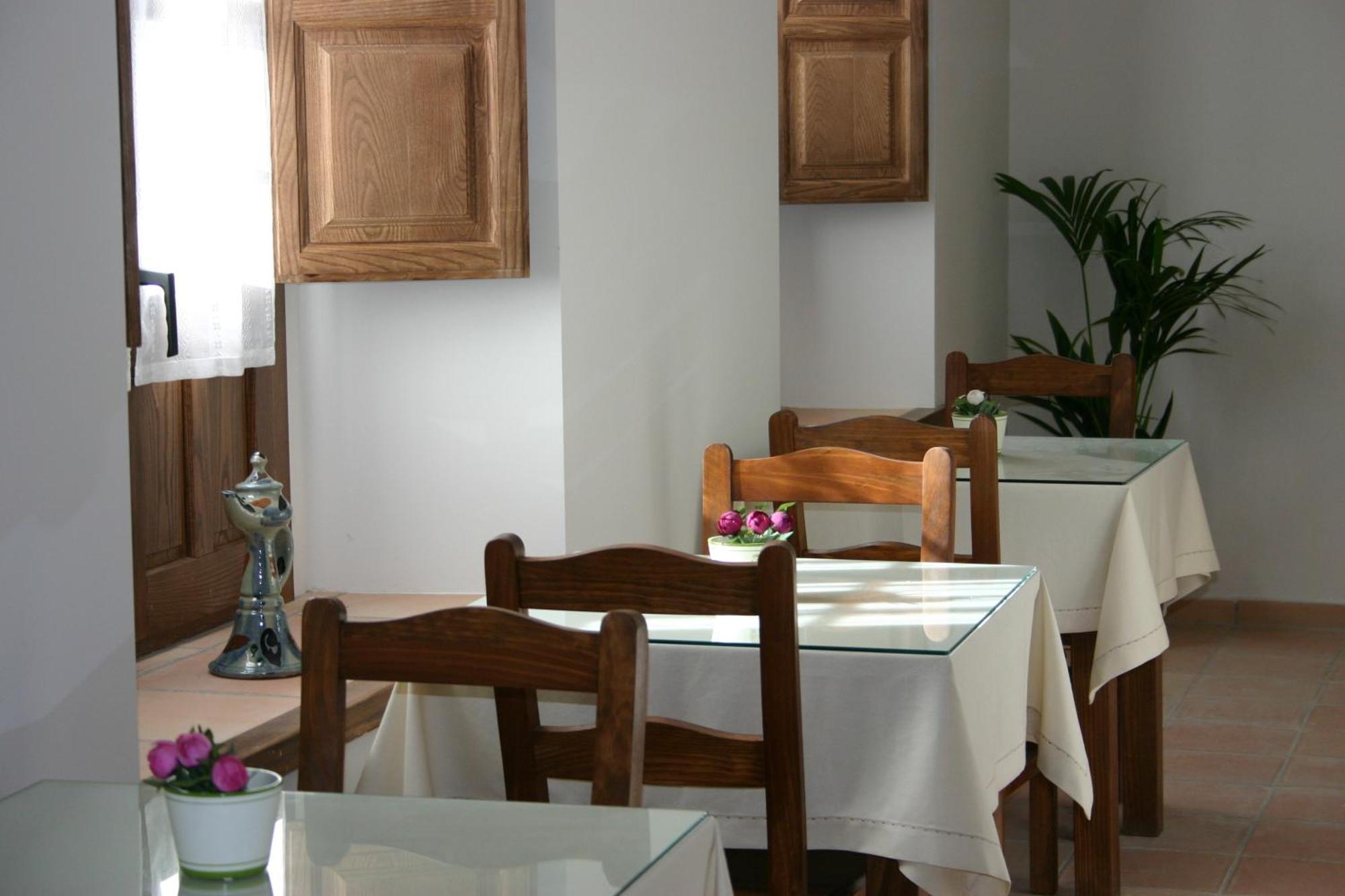 Hostal Santa Maria De Ubeda 외부 사진